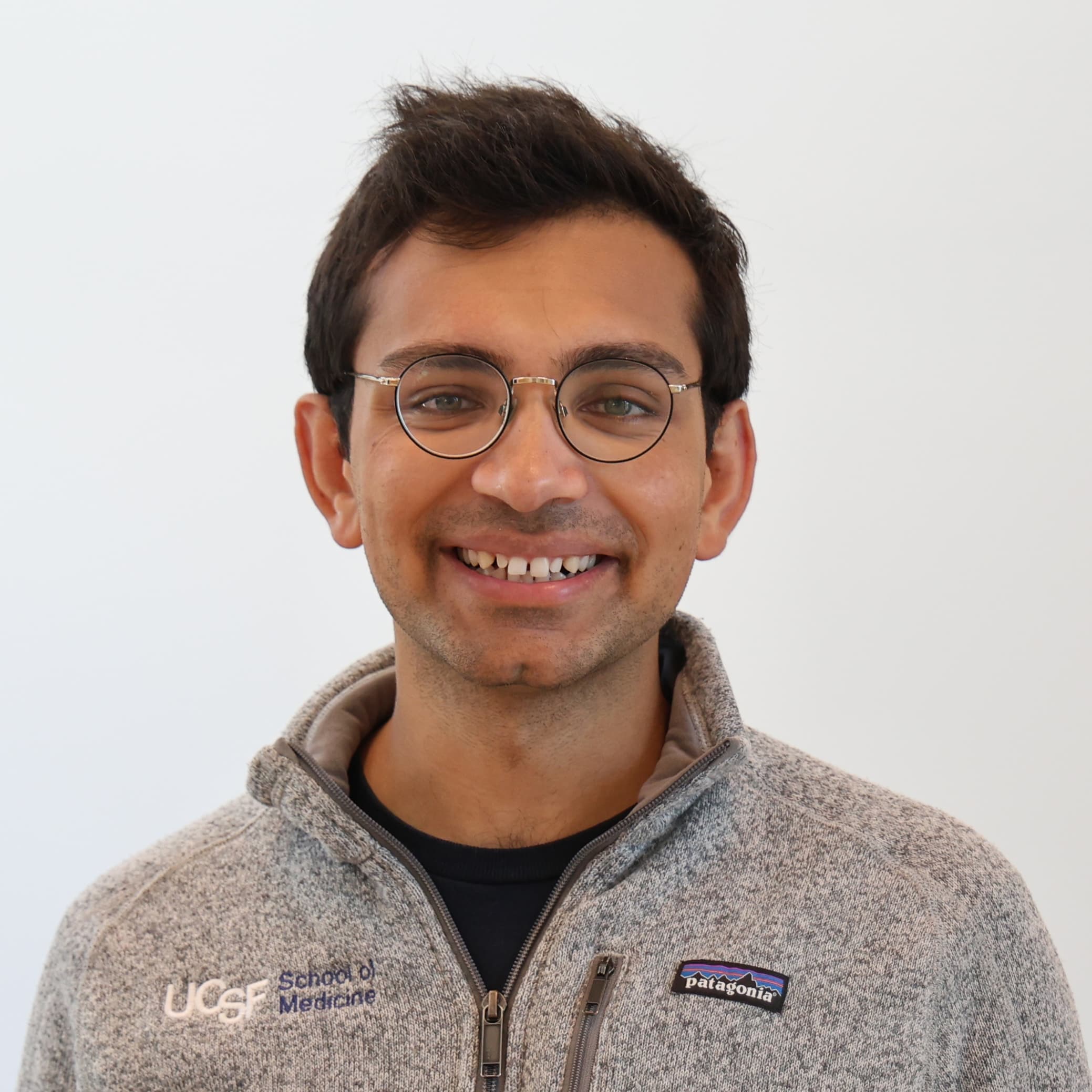 Ayush Midha headshot