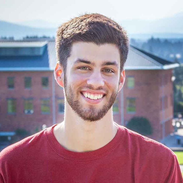 Alexander Nevue headshot